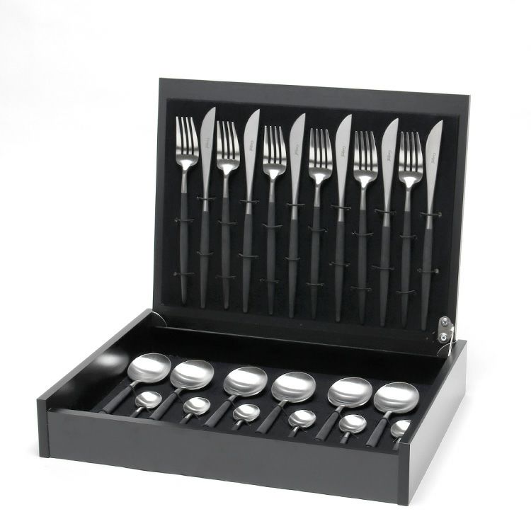 クチポール（Cutipol） GOA/ゴア ブラック ディナー24点セット （ディナーナイフ・ディナーフォーク・ディナースプーン・コーヒー/ティースプーン） 収納木箱入り(ギフトボックス)