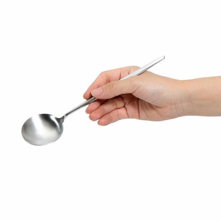 クチポール（Cutipol） MOON MATT/ムーンマット ディナースプーン/テーブルスプーン MO.05F [ネコポス対応可(18点まで)]