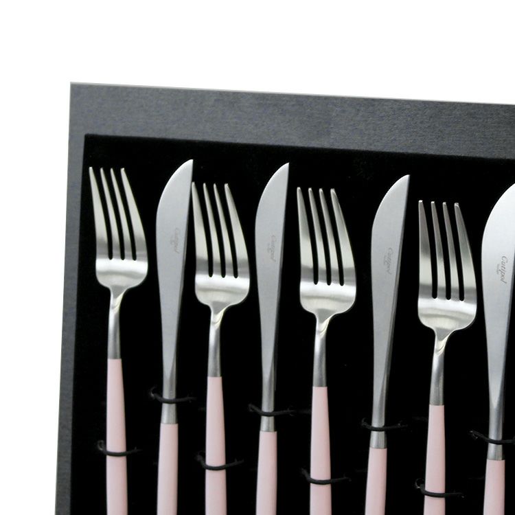 クチポール（Cutipol） GOA/ゴア ピンク ディナー24点セット （ディナーナイフ・ディナーフォーク・ディナースプーン・コーヒー/ティースプーン） 収納木箱入り(ギフトボックス)