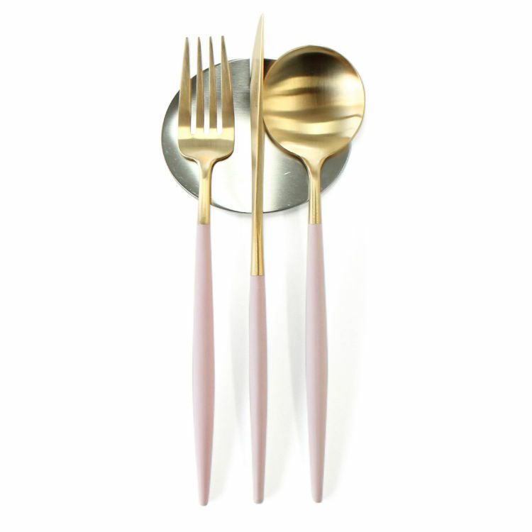 ＜4点セット＞クチポール（Cutipol） GOA/ゴア ピンクマットゴールド ディナー3点＆カトラリーレスト1点 [ネコポス対応可(4セットまで)]