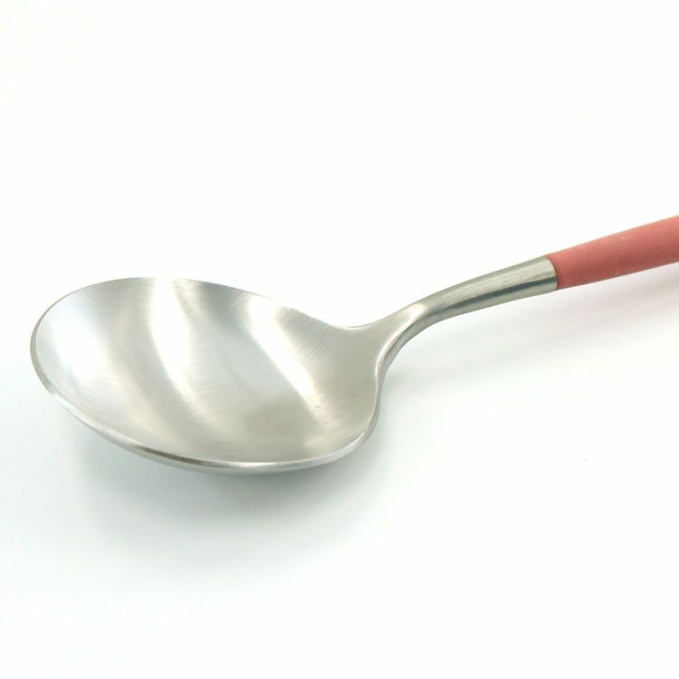 クチポール（Cutipol） GOA/ゴア レッド ディナースプーン/テーブルスプーン GO05R [ネコポス対応可(18点まで)]