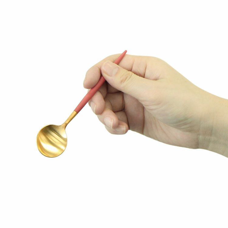 クチポール（Cutipol） GOA/ゴア レッドマットゴールド コーヒー/ティー スプーン GO11RG [ネコポス対応可(18点まで)]