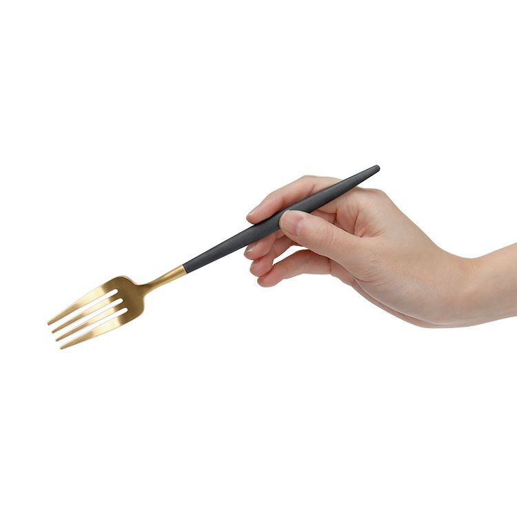 クチポール（Cutipol） GOA/ゴア ブラックマットゴールド ディナーフォーク/テーブルフォーク GO04GB [ネコポス対応可(18点まで)]