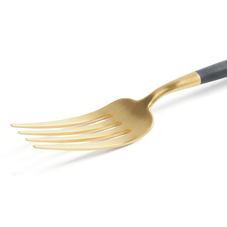 クチポール（Cutipol） GOA/ゴア ブラックマットゴールド デザートフォーク GO07GB [ネコポス対応可(18点まで)]
