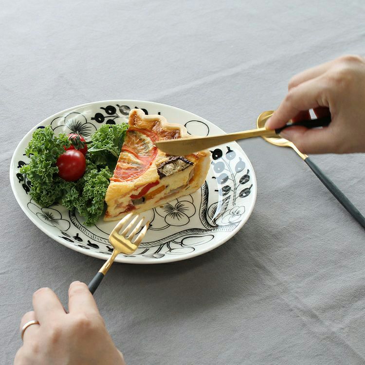 クチポール（Cutipol） GOA/ゴア ブラックマットゴールド デザート3点セット（デザートナイフ・デザートフォーク・デザートスプーン） [ネコポス対応可(6セットまで)]