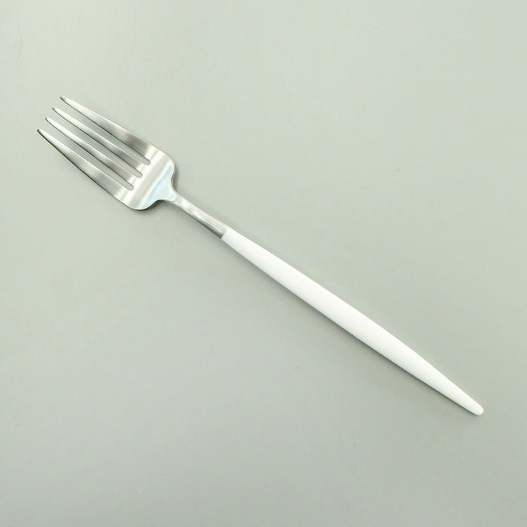 クチポール（Cutipol） GOA/ゴア ホワイト ディナーフォーク/テーブルフォーク GO04W [ネコポス対応可(18点まで)]