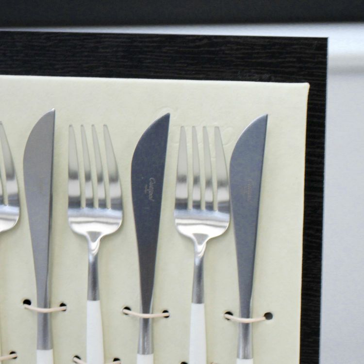 クチポール（Cutipol） GOA/ゴア ホワイト ディナー24点セット （ディナーナイフ・ディナーフォーク・ディナースプーン・コーヒー/ティースプーン） 収納木箱入り(ギフトボックス)