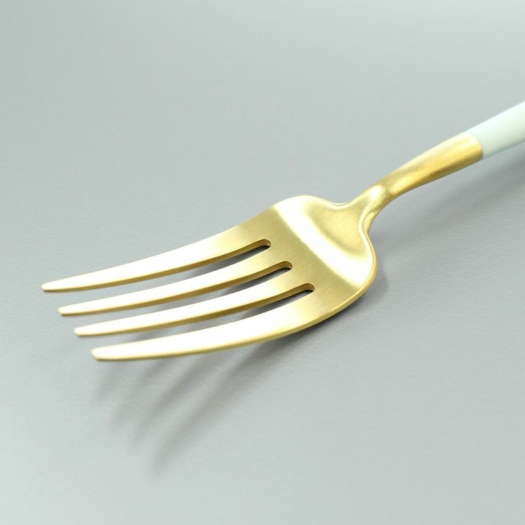 クチポール（Cutipol） GOA/ゴア ホワイトマットゴールド デザートフォーク GO07WGB [ネコポス対応可(18点まで)]