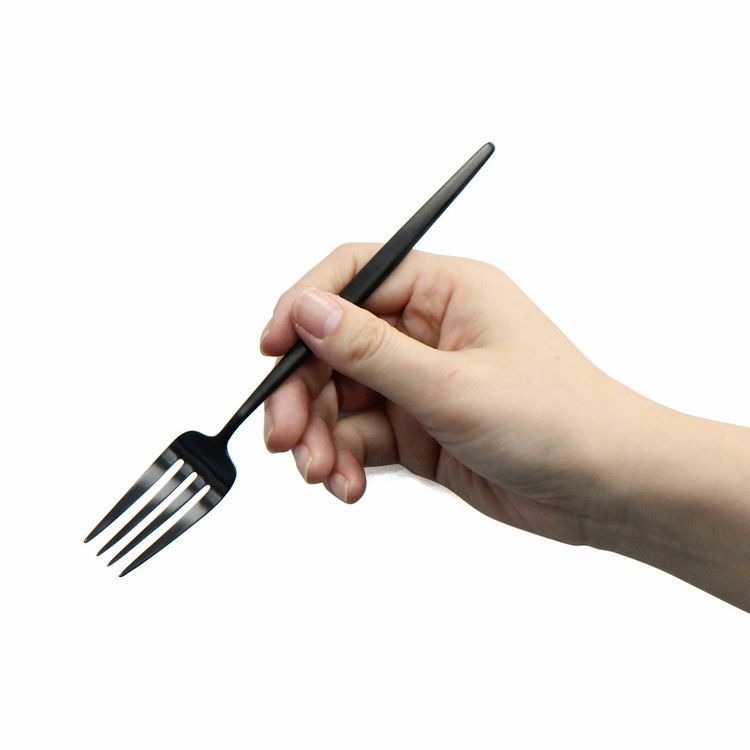 クチポール（Cutipol） MOON MATT/ムーンマット ブラック デザートフォーク [ネコポス対応可(18点まで)]