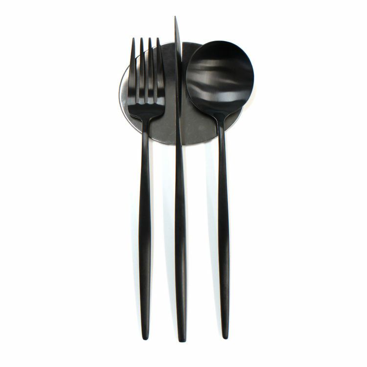 ＜4点セット＞クチポール（Cutipol） MOON MATT/ムーンマット ブラック ディナー3点＆カトラリーレスト1点 [ネコポス対応可(4セットまで)]