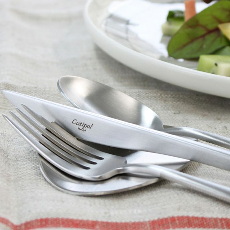 ＜4点セット＞クチポール（Cutipol） MOON MATT/ムーンマット ディナー3点＆カトラリーレスト1点 [ネコポス対応可(4セットまで)]