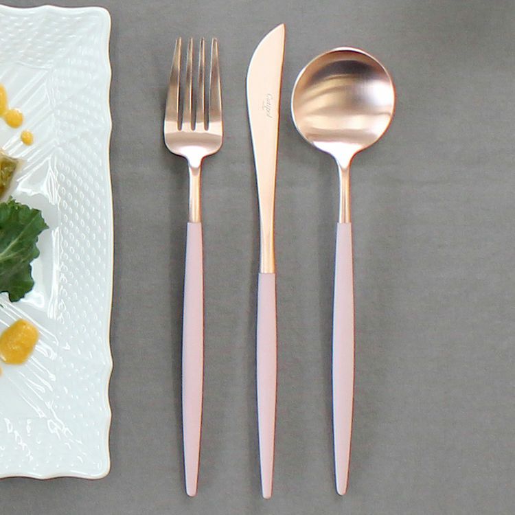 クチポール（Cutipol） GOA/ゴア ピンクマットローズゴールド ディナー  