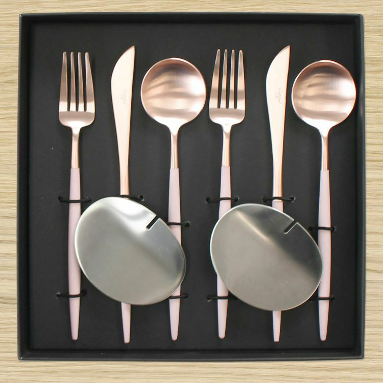 クチポール（Cutipol） GOA/ゴア ピンクマットローズゴールド ディナーセット（ディナーナイフ・ディナーフォーク・ディナースプーン） + カトラリーレストシルバー 8点セット ギフトボックス入り