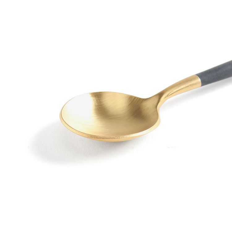 クチポール（Cutipol） GOA/ゴア ブラックマットゴールド ロングドリンクスプーン [ネコポス対応可(18点まで)]