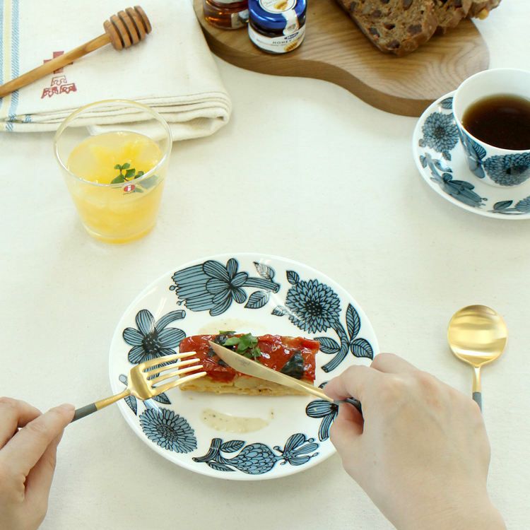 クチポール（Cutipol） GOA/ゴア グレーマットゴールド デザート3点セット（デザートナイフ・デザートフォーク・デザートスプーン） [ネコポス対応可(6セットまで)]