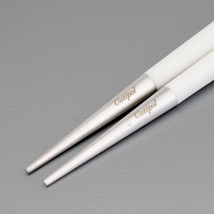 クチポール（Cutipol） GOA/ゴア ホワイト 箸 + 箸置きセット [ネコポス対応可(15セットまで)]
