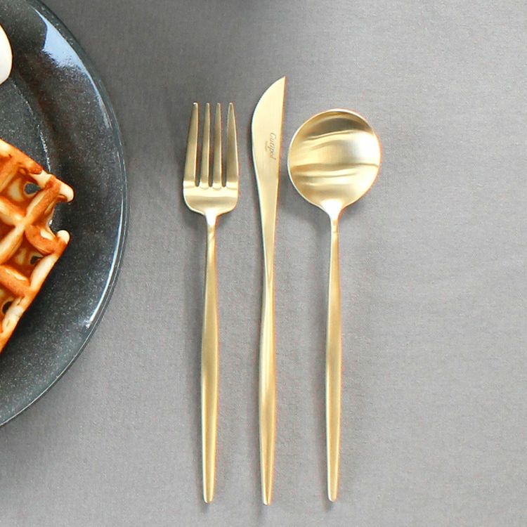 クチポール（Cutipol） MOON MATT/ムーンマット ゴールド デザート3点セット（デザートナイフ・デザートフォーク・デザートスプーン） [ネコポス対応可(6セットまで)]