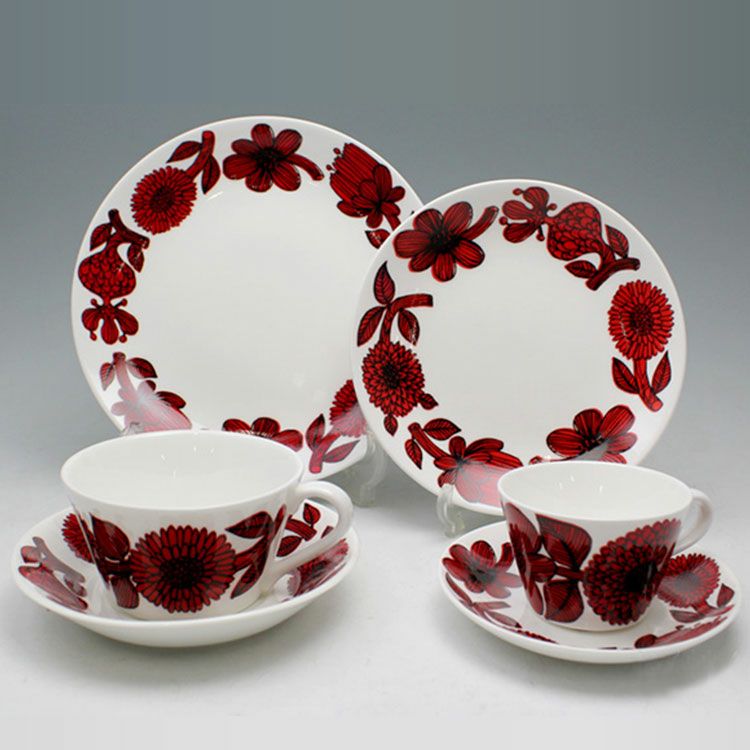 グスタフスベリ（Gustavsberg） レッドアスター/Red Aster ティーカップ＆ソーサー 【復刻版】