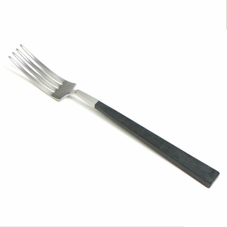 ＜4点セット＞クチポール（Cutipol） KUBE/クーベ ディナー3点＆カトラリーレスト1点 [ネコポス対応可(4セットまで)]