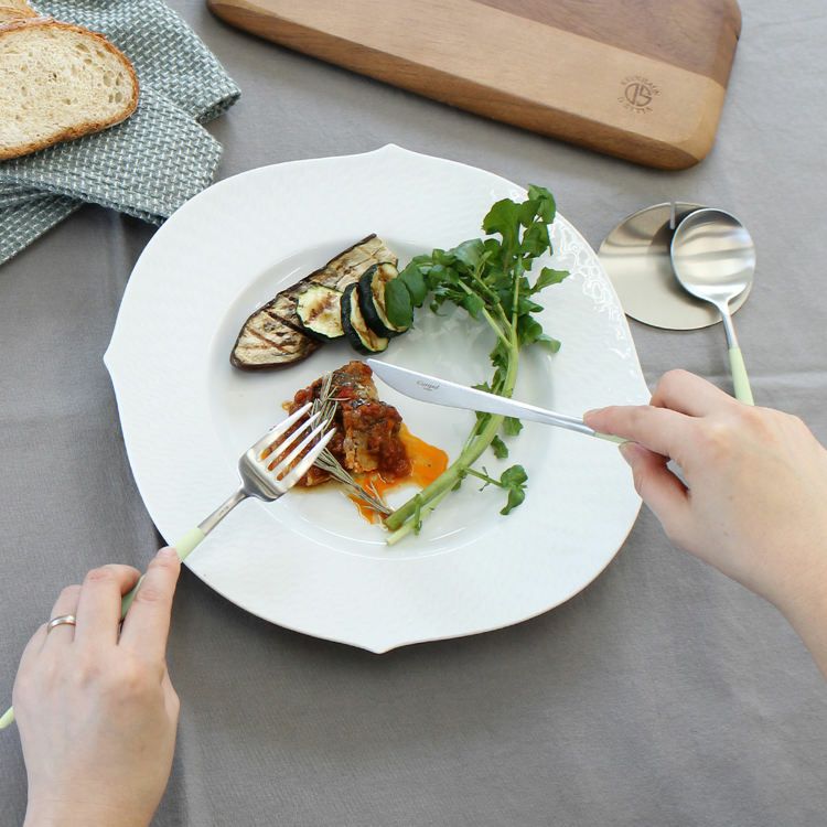 クチポール（Cutipol） ゴア/GOA セラドン ディナー3点＆カトラリーレスト1点 [ネコポス対応可(4セットまで)]