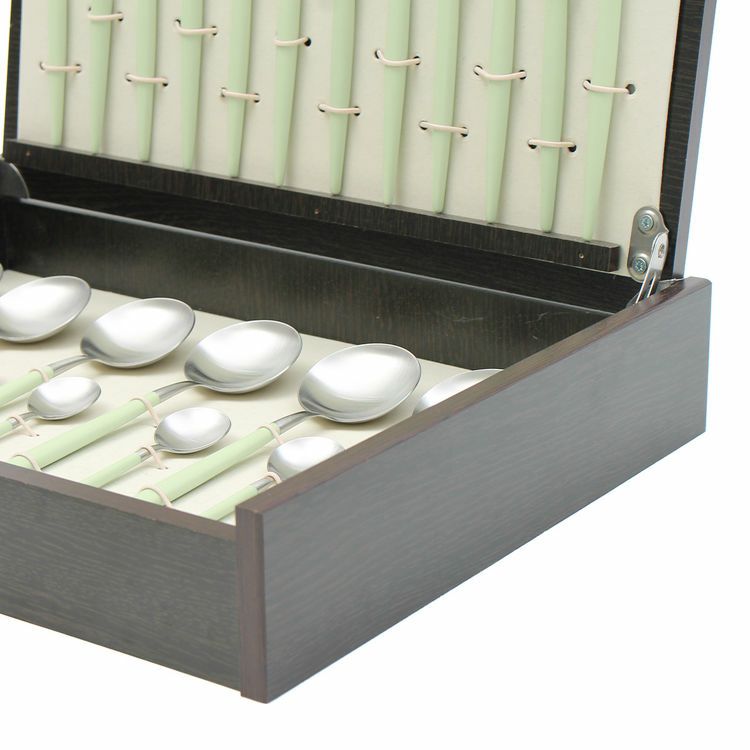 クチポール（Cutipol） ゴア/GOA セラドン ディナー24点セット