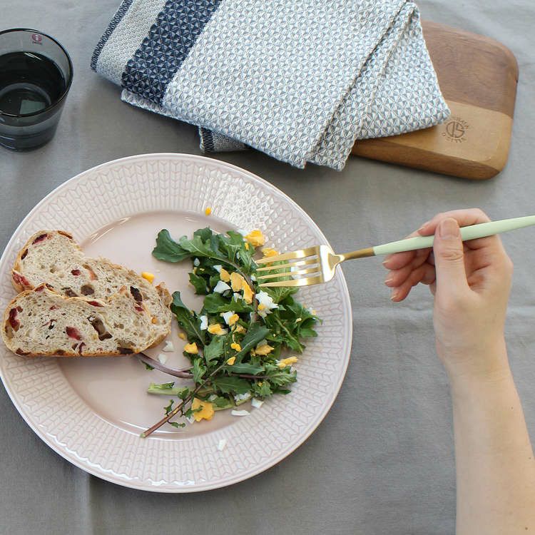 クチポール（Cutipol） ゴア/GOA セラドンマットゴールド ディナーフォーク [ネコポス対応可(18点まで)]