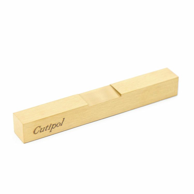 クチポール（Cutipol） ゴア/GOA セラドンマットゴールド 箸 + 箸置きセット [ネコポス対応可(15セットまで)]