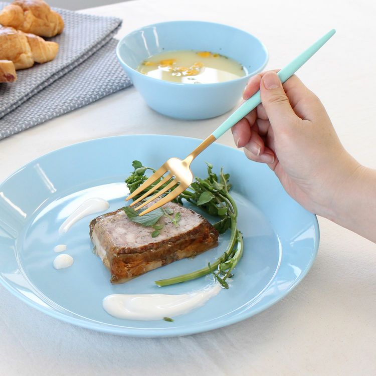 クチポール（Cutipol） ゴア/GOA ターコイズマットゴールド ディナーフォーク [ネコポス対応可(18点まで)]