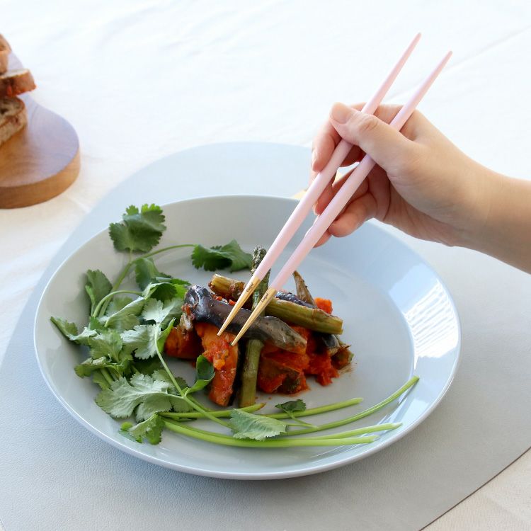 クチポール（Cutipol） ゴア/GOA ピンクマットゴールド 箸 + 箸置きセット [ネコポス対応可(15セットまで)]