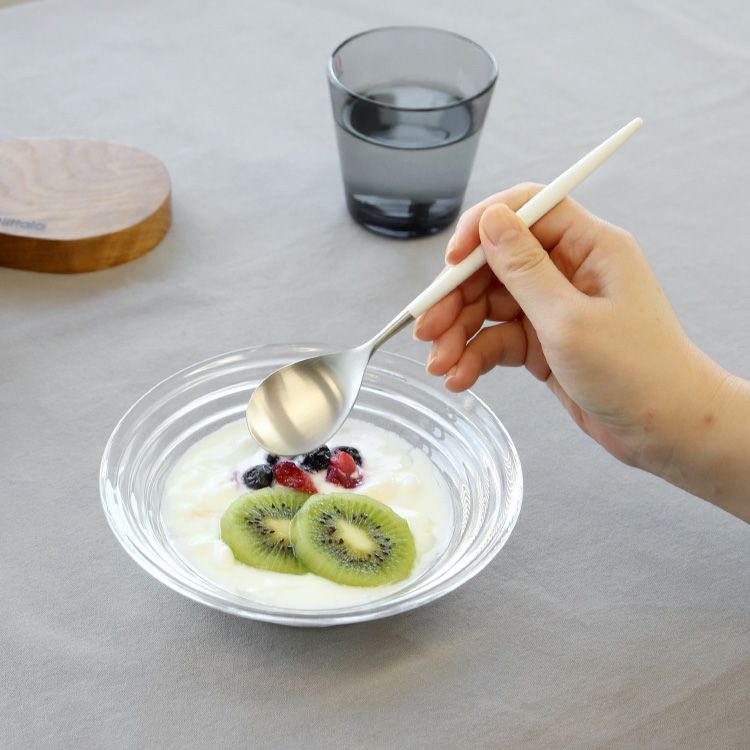 クチポール（Cutipol） ミオ/MIO ホワイト デザートスプーン [ネコポス対応可(18点まで)]