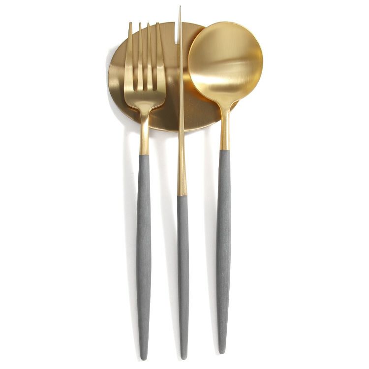 ＜4点セット＞クチポール（Cutipol） ゴア/GOA グレーマットゴールド ディナー3点＆カトラリーレストゴールド1点 [ネコポス対応可(4セットまで)]