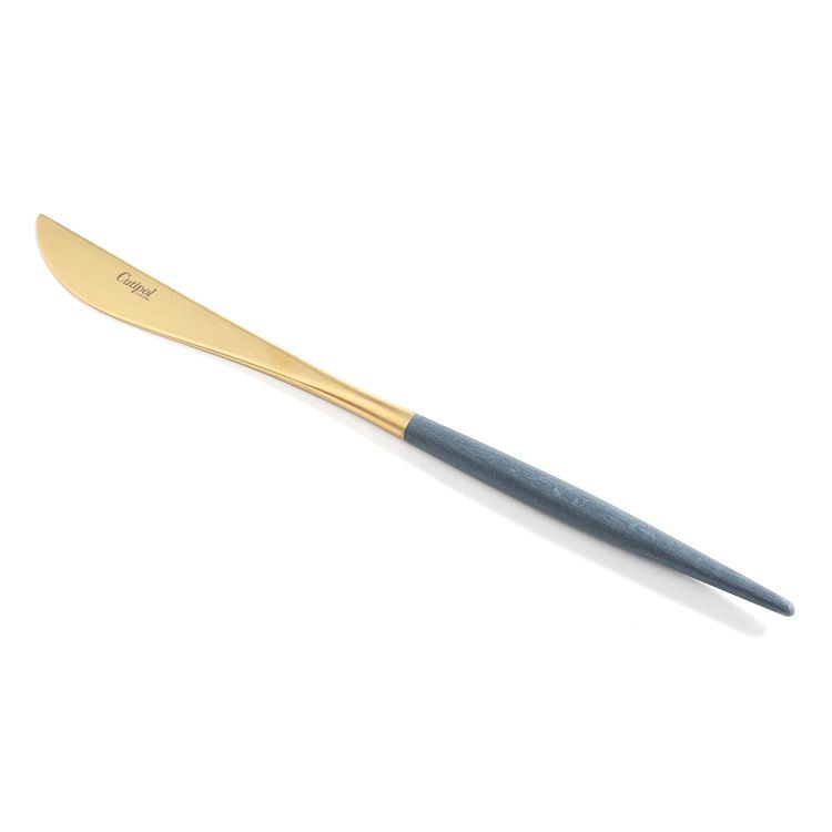 ＜4点セット＞クチポール（Cutipol） ゴア/GOA ブルーマットゴールド ディナー3点＆カトラリーレストゴールド1点 [ネコポス対応可(4セットまで)]