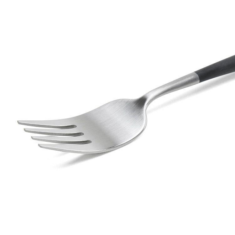 クチポール（Cutipol） ナウ/NAU ブラック ディナーフォーク [ネコポス対応可(18点まで)]