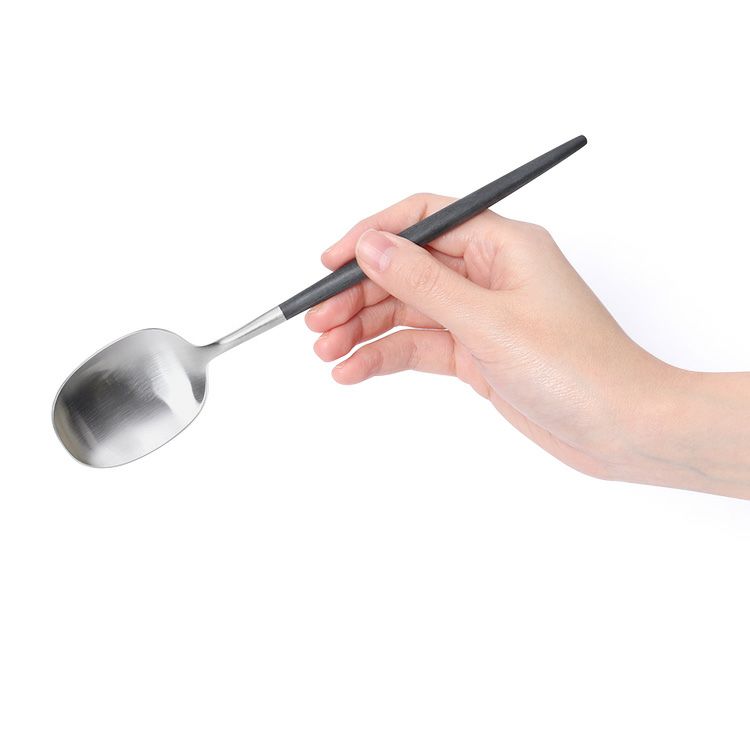 クチポール（Cutipol） ナウ/NAU ブラック ディナースプーン [ネコポス対応可(18点まで)]