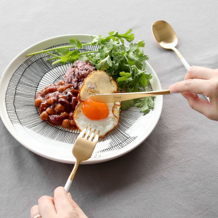 クチポール（Cutipol） ナウ/NAU ホワイトマットゴールド ディナー6点セット 化粧箱付