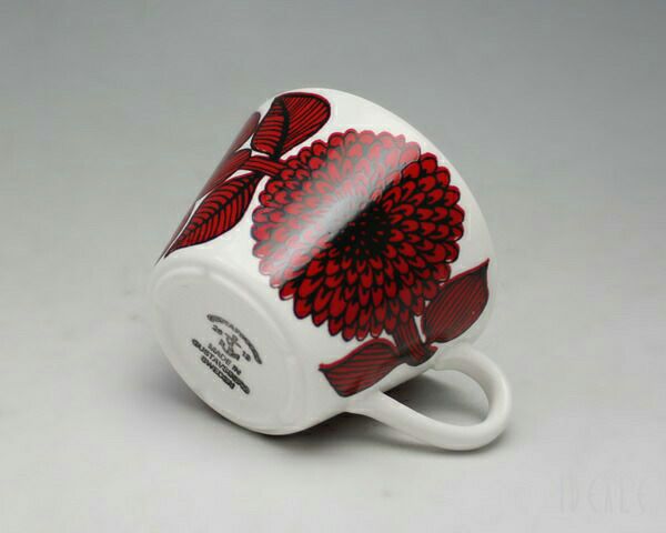 グスタフスベリ（Gustavsberg） レッドアスター/Red Aster コーヒーカップ＆ソーサー + プレート 22cm 【復刻版】