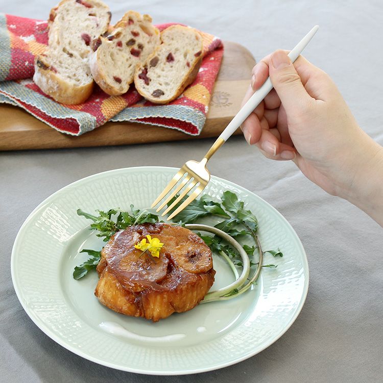 クチポール（Cutipol） GOA/ゴア マットゴールド ティー3点セット(デザートスプーン/デザートフォーク/ティースプーン） ギフトボックス入り