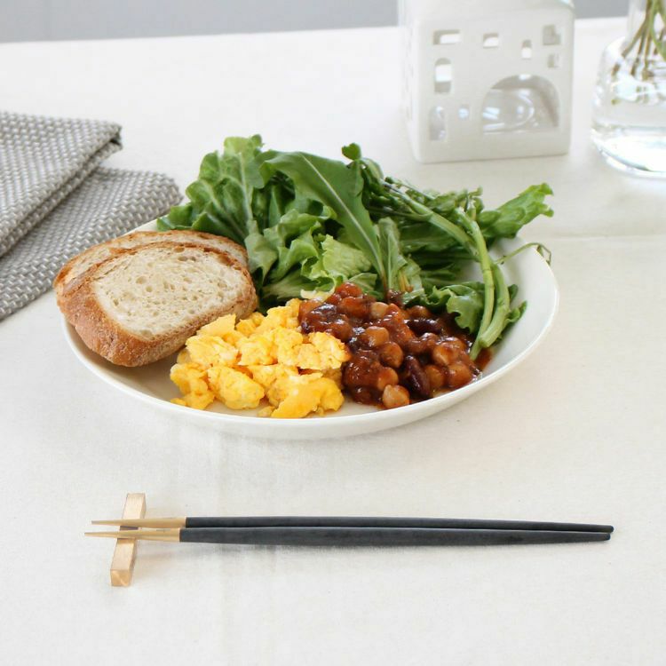 クチポール（Cutipol） GOA/ゴア マットゴールド 箸 + 箸置き 2膳セット ギフトボックス入り