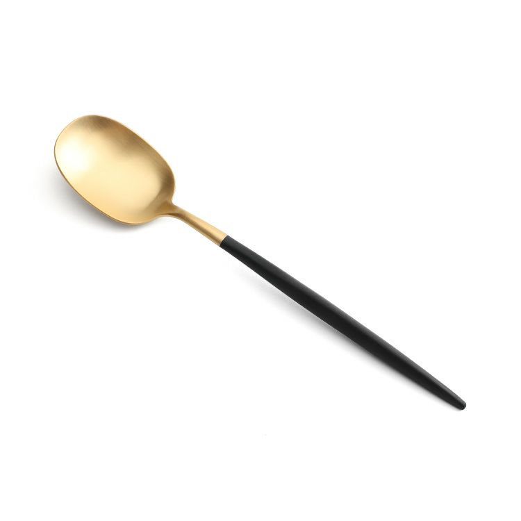 クチポール（Cutipol） ナウ/NAU ブラックマットゴールド ディナー8点セット 化粧箱付