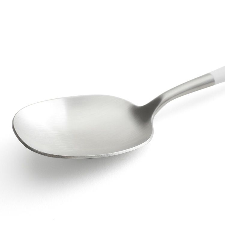 クチポール（Cutipol） ナウ/NAU ホワイト ディナースプーン