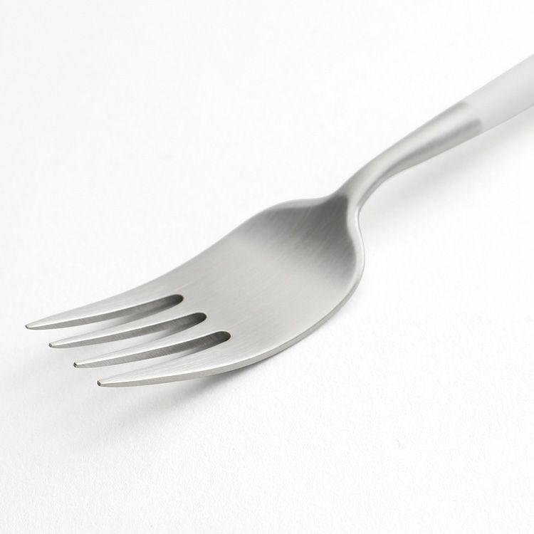 クチポール（Cutipol） ナウ/NAU ホワイト デザートフォーク