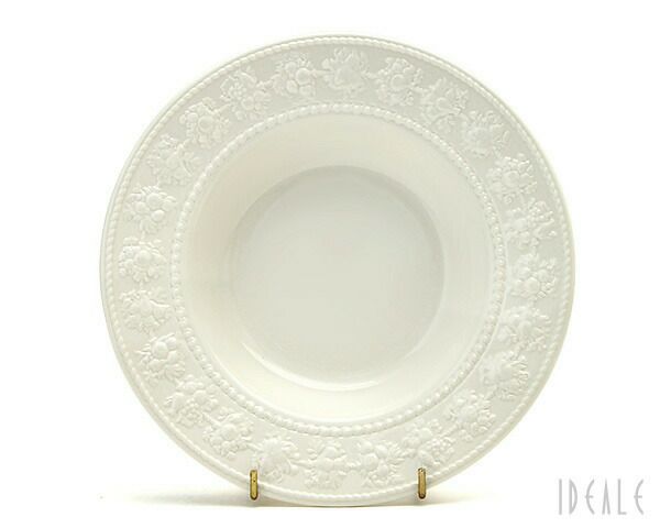 ウェッジウッド（WEDGWOOD） フェスティビティ/FESTIVITY アイボリー スーププレート 23cm