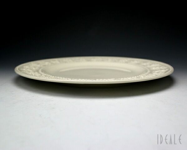 ウェッジウッド（WEDGWOOD） フェスティビティ/FESTIVITY アイボリー プレート 27cm