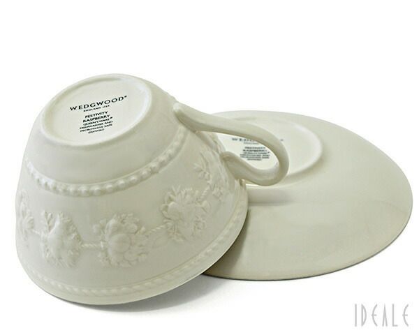 ウェッジウッド（WEDGWOOD） フェスティビティ/FESTIVITY ラズベリー ティーカップ&ソーサー