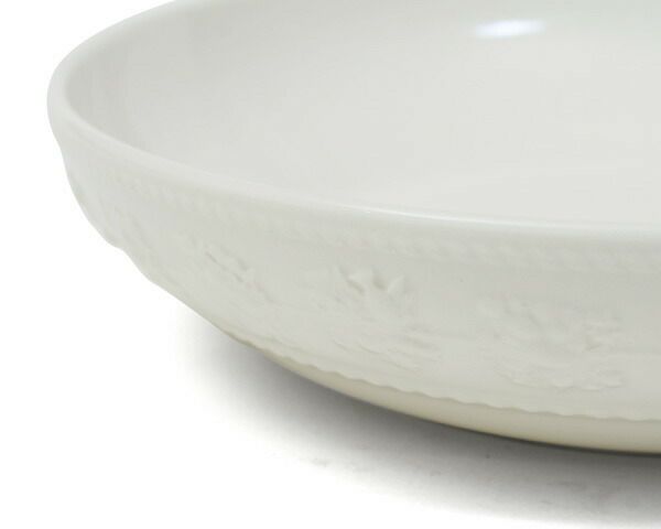 ウェッジウッド（WEDGWOOD） フェスティビティ/FESTIVITY アイボリー ボウル 22cm