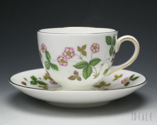 ウェッジウッド（WEDGWOOD） ワイルドストロベリー/Wild Strawberry ティー&コーヒーカップ&ソーサー