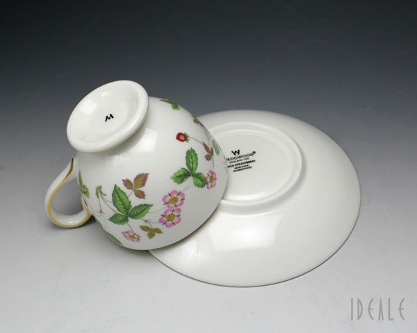 ウェッジウッド（WEDGWOOD） ワイルドストロベリー/Wild Strawberry ティー&コーヒーカップ&ソーサー