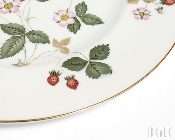ウェッジウッド（WEDGWOOD） ワイルドストロベリー/Wild Strawberry プレート 27cm