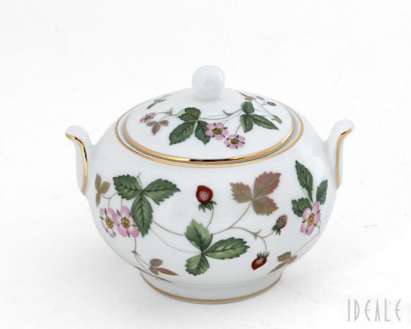ウェッジウッド（WEDGWOOD） ワイルドストロベリー/Wild Strawberry EM ティーポット 小+シュガーボックス 小+クリーマー 小