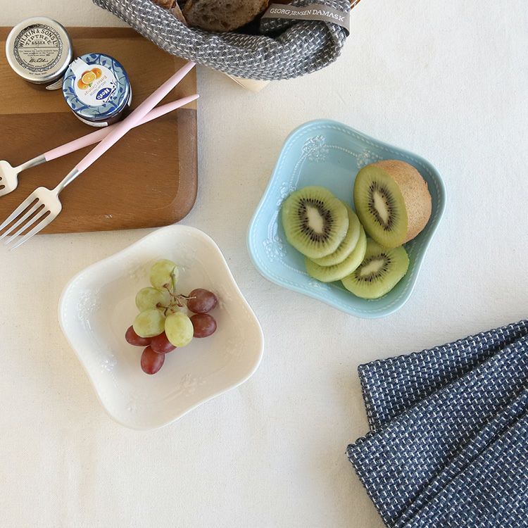 ウェッジウッド（WEDGWOOD） フェスティビティ/FESTIVITY スクエアディッシュ 12cm